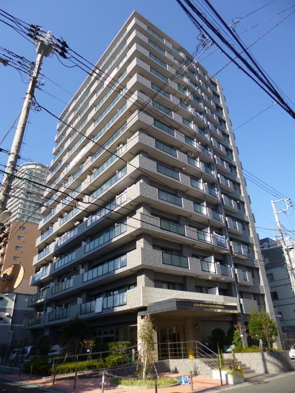 Local appearance photo. Local (12 May 2013) Shooting