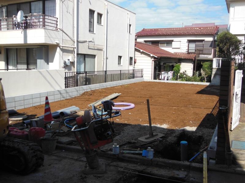 Local appearance photo. Local (10 May 2013) Shooting