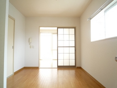 Other room space. It will Katazuki even if many luggage There are also housed in the dining space.