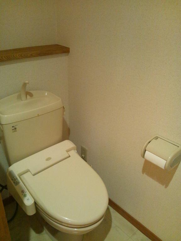 Toilet. heating ・ With Washlet.