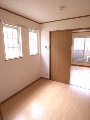 Living and room. Since it is a corner room, Ventilation is also good! 