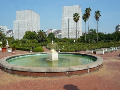 park. Yatsu Rose Garden (park ・ Flats) to (park) 1100m