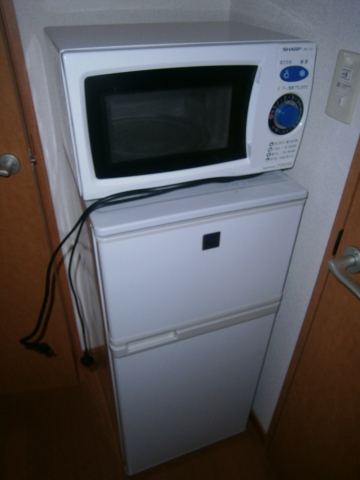 Other Equipment. Refrigerator & Microwave