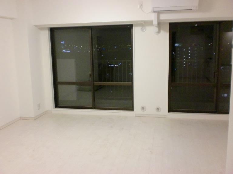 Living. Indoor (12 May 2013) Shooting  ※ Reform in