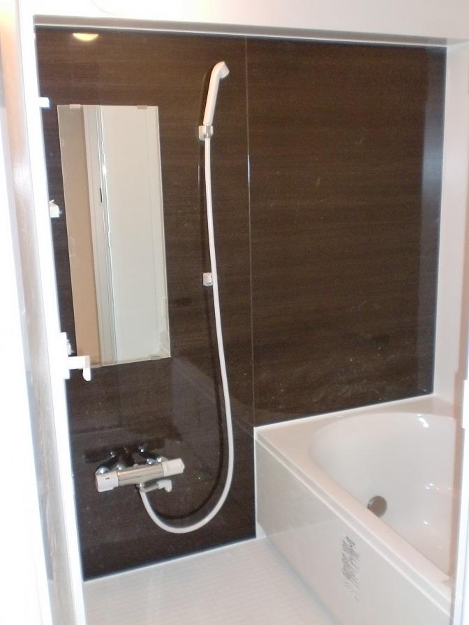 Bathroom. Indoor (12 May 2013) Shooting  ※ During the renovation (new exchange)