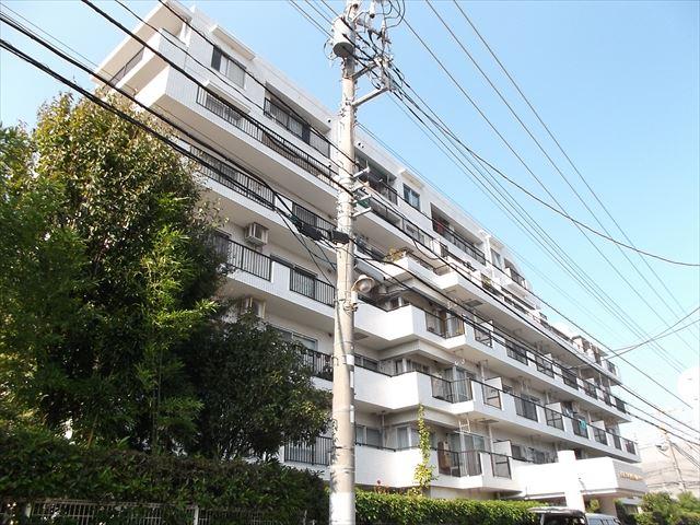 Local appearance photo. Local (10 May 2013) Shooting