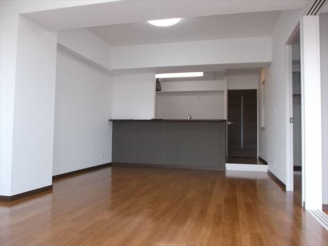 Living. Local (10 May 2013) Shooting