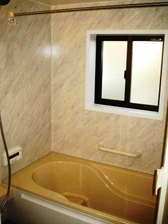 Bathroom. Indoor (11 May 2013) Shooting