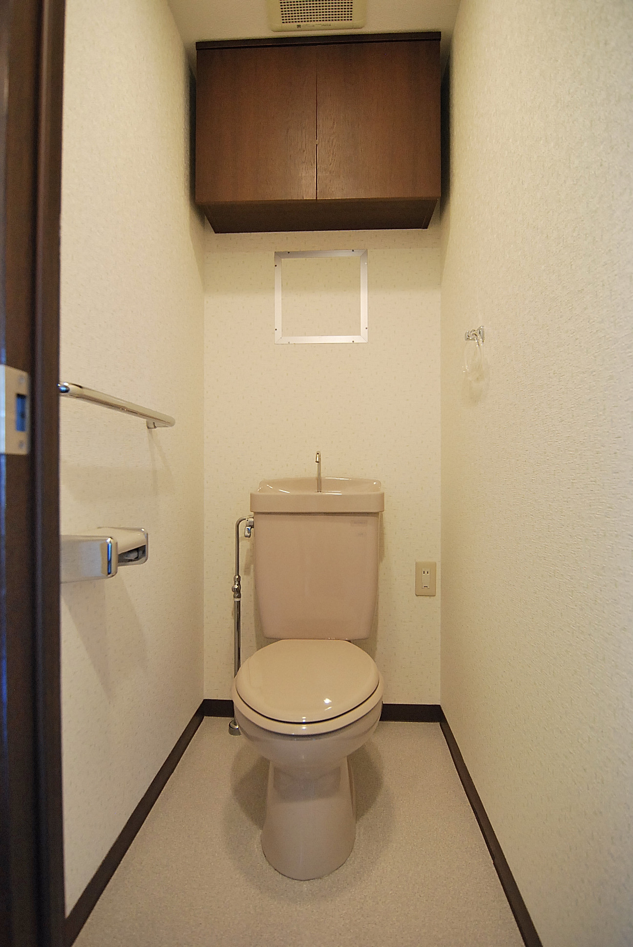 Toilet. Storage rack equipped Warm water washing toilet seat can also be attached. 