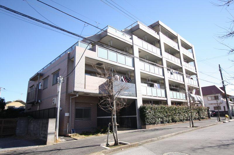 Local appearance photo. Hypermarket a 4-minute walk