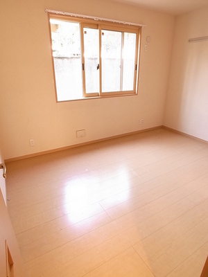 Other room space. Because still built shallow, Flooring Pikkapika