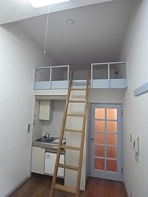Other room space. There are loft