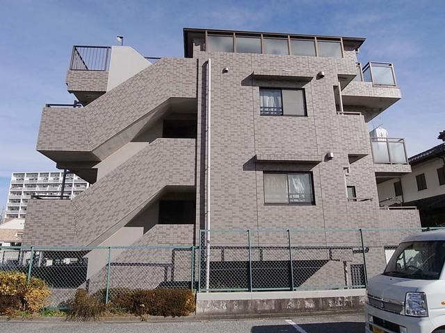 Local appearance photo. Paste outer wall tile