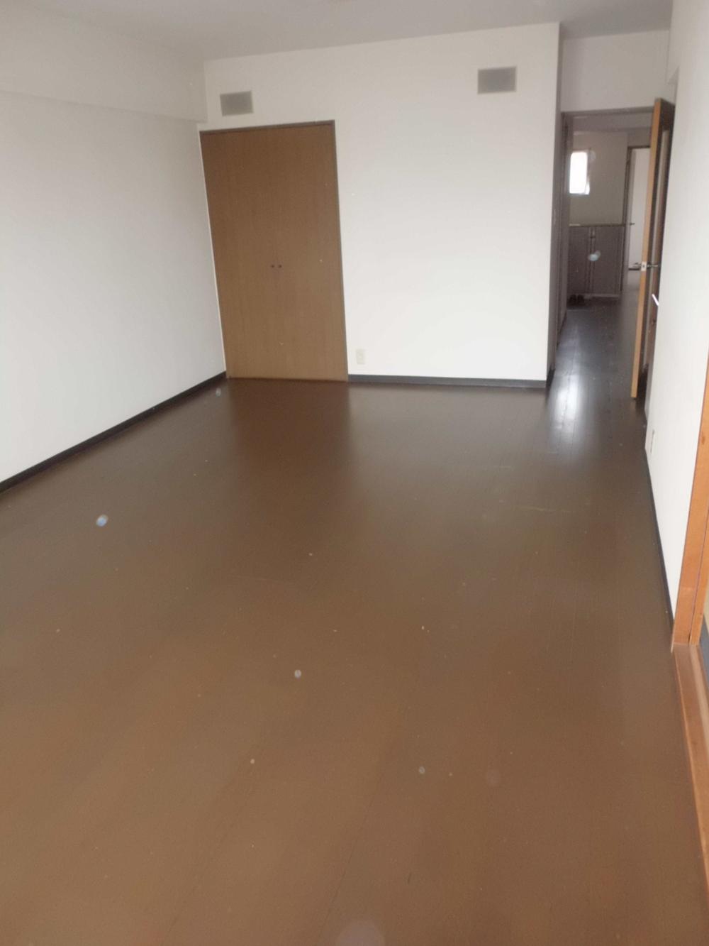 Living. Room (May 2013) Shooting