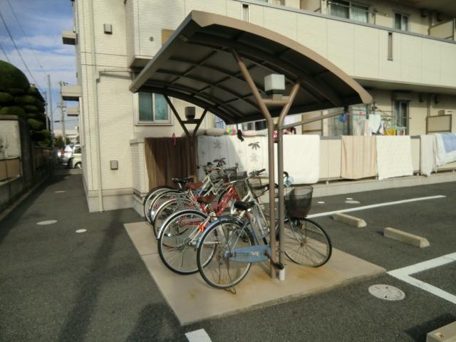 Other. It is a prime location of 6 minutes by bicycle to Funabashi