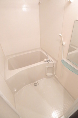 Bath. Bathroom (with bathroom dryer)