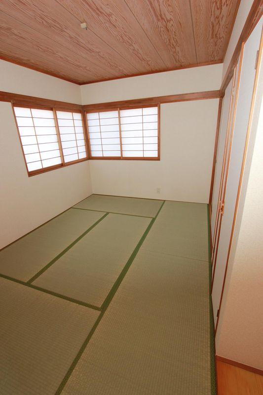 Non-living room. 2F Japanese-style room