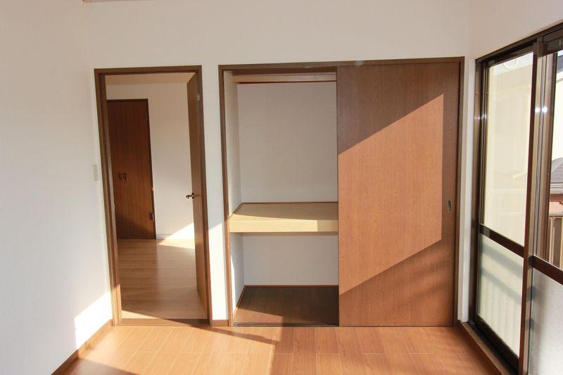 Non-living room. 2F Western-style 3 storage