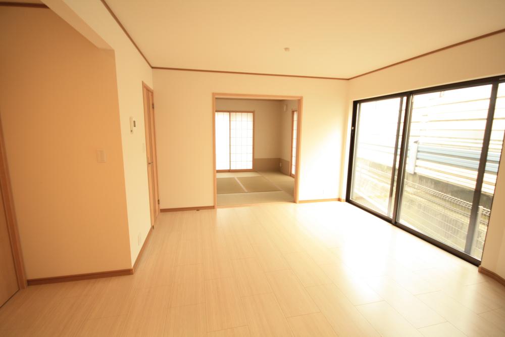 Living. Indoor (12 May 2013) Shooting