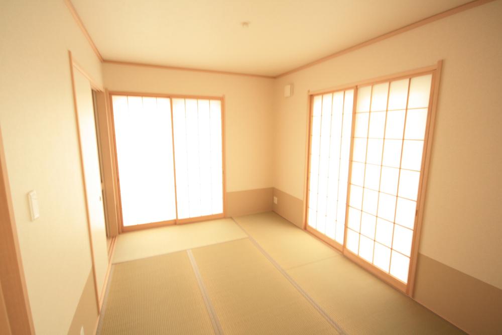 Non-living room. Indoor (12 May 2013) Shooting