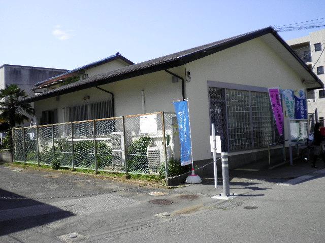 post office. Funabashi Motonakayama 1579m to the post office (post office)