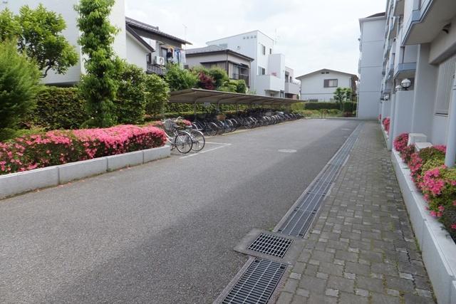Other local. Parking Lot ・ Place for storing bicycles