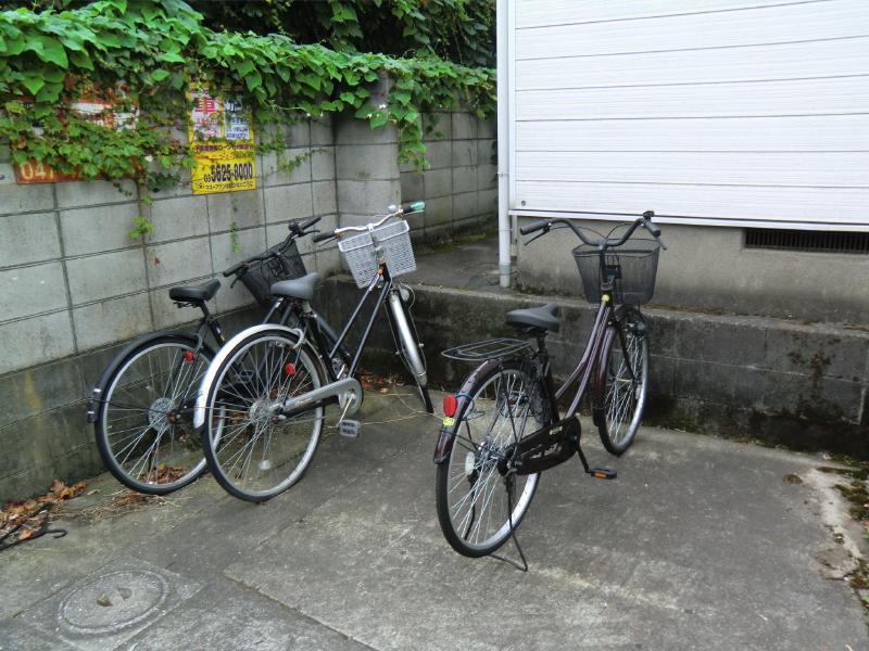 View. There is also a bicycle storage, but is walking distance to the station