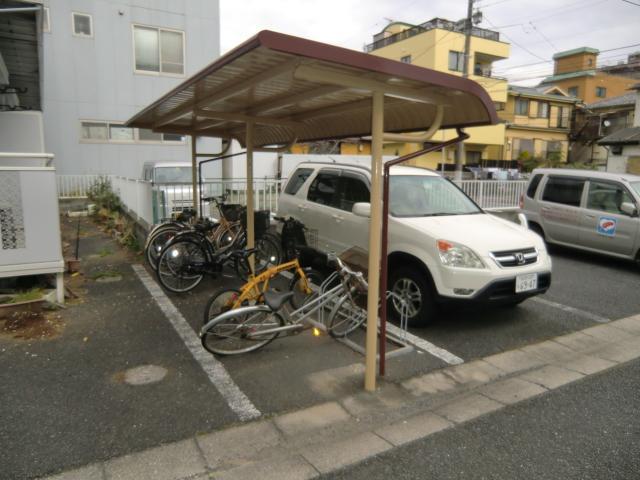 Other. You can go in 7 minutes by bicycle to Funabashi Station