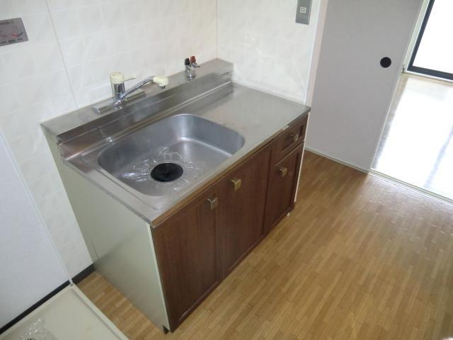 Kitchen. Is a gas stove can be installed a clean kitchen