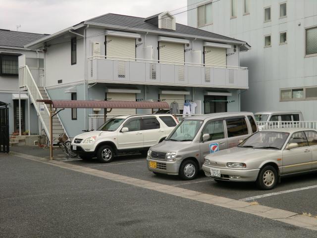 View. Parking is also a stress-free available parking place on site