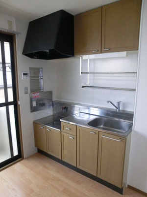 Kitchen. Stove can be installed