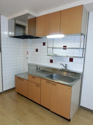 Kitchen. Stove can be installed