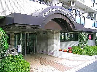 Entrance. Common areas