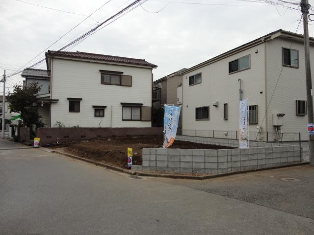 Local appearance photo. Local (11 May 2013) Shooting