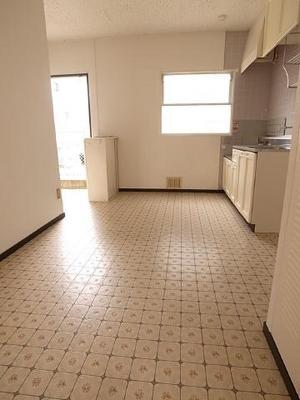 Kitchen. Fun cooking time in the spacious kitchen space