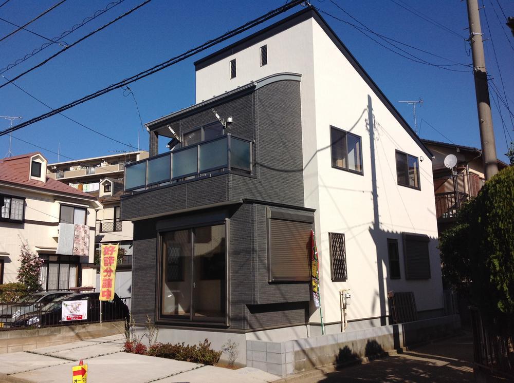 Local appearance photo. Was building completed. There can preview.