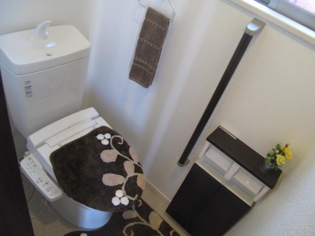 Toilet. In fact, it might settle most, Toilet also corresponding to the barrier-free