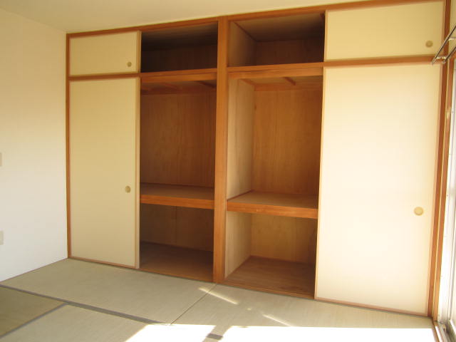 Receipt.  ☆ There is a large storage of between closet 2 with upper closet minute The Japanese ☆ 