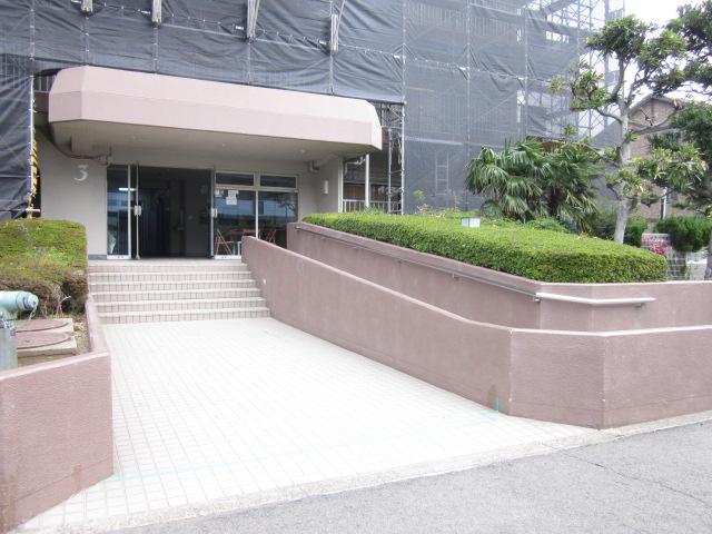 Entrance. Entrance with slope
