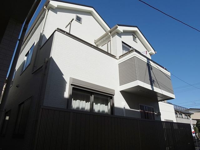 Local appearance photo. All three buildings of the subdivision within the