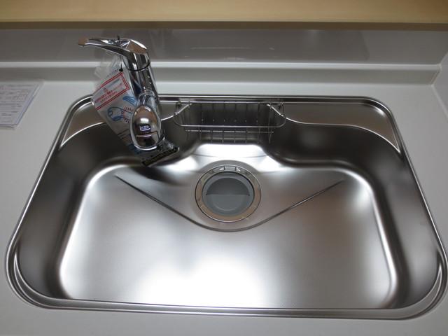 Kitchen. Water around