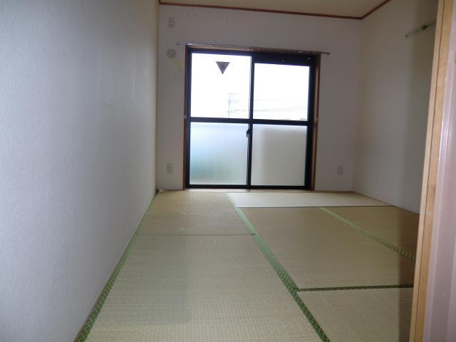 Other room space. It calm the Japanese-style room