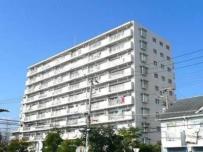 Local appearance photo. Local (12 May 2013) Shooting