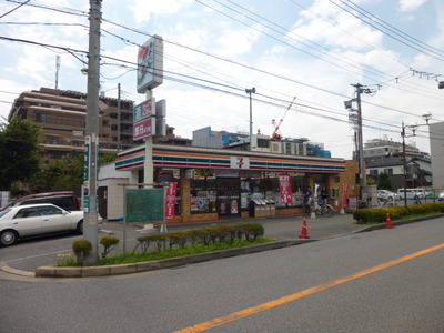 Convenience store. Seven-Eleven Funabashi Yamano-cho store (convenience store) to 122m