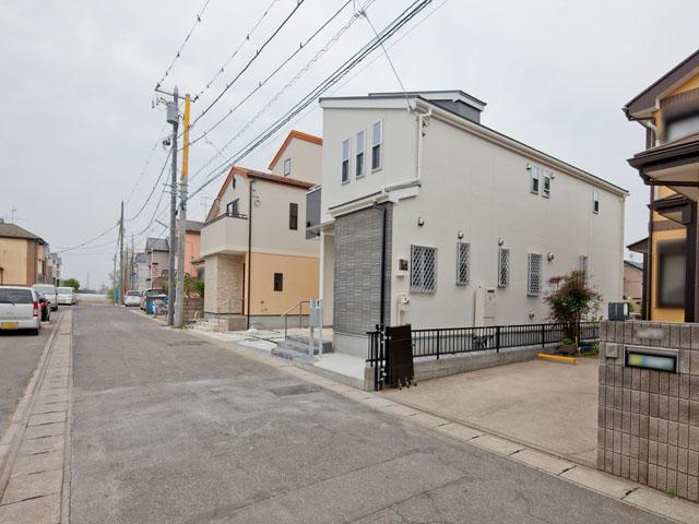 Local appearance photo. A Building