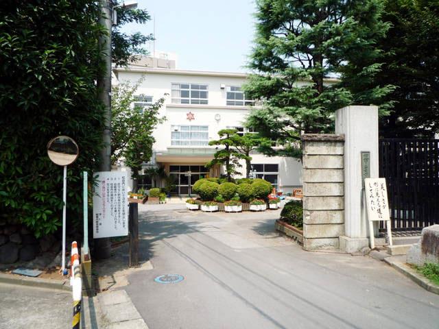 Primary school. 1150m to Funabashi Municipal Katsushika Elementary School