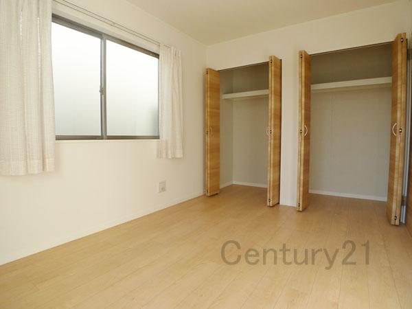 Non-living room. Building 2