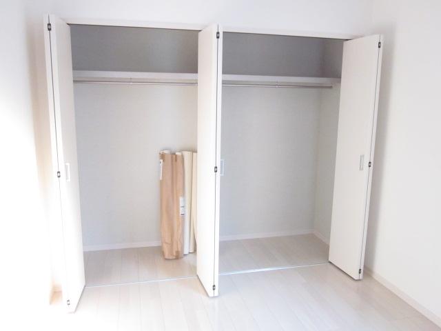 Receipt. First floor Western-style housing