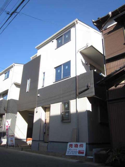 Local appearance photo. No.B Exterior Photos