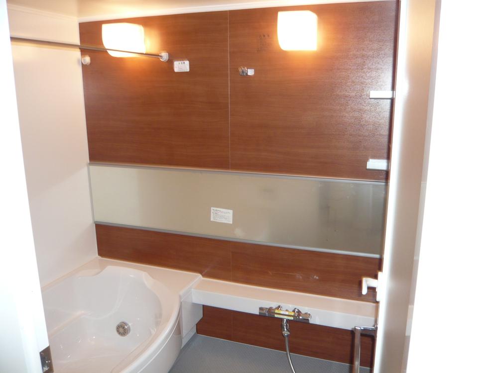 Bathroom. Room (August 2007) Shooting